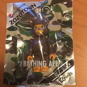 A Bathing Ape Bape Bearbrick Phone Cleaner NIB